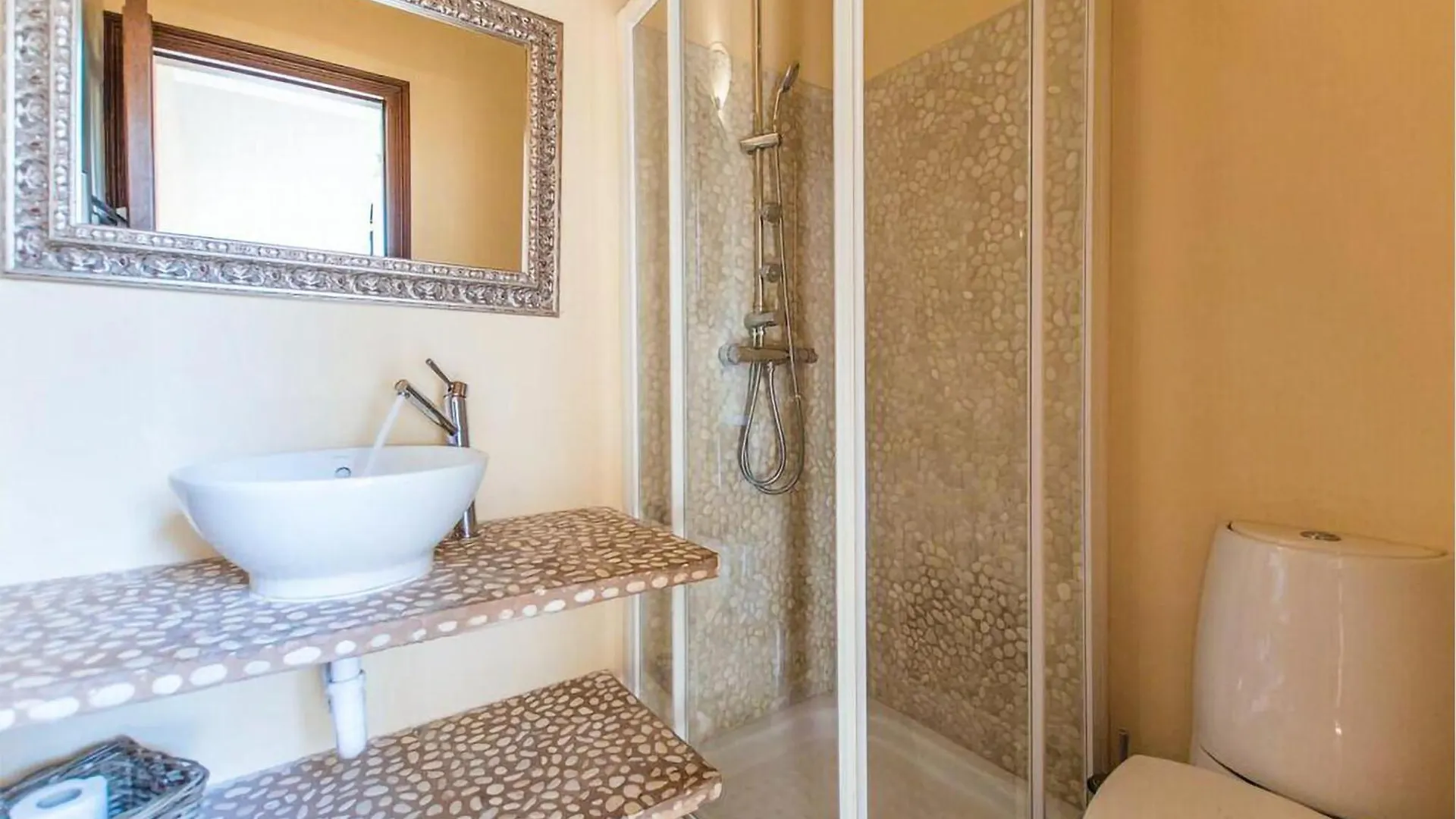 Lovely Home In Mal Pas, Bonaire With Kitchen Cielo de Bonaire
